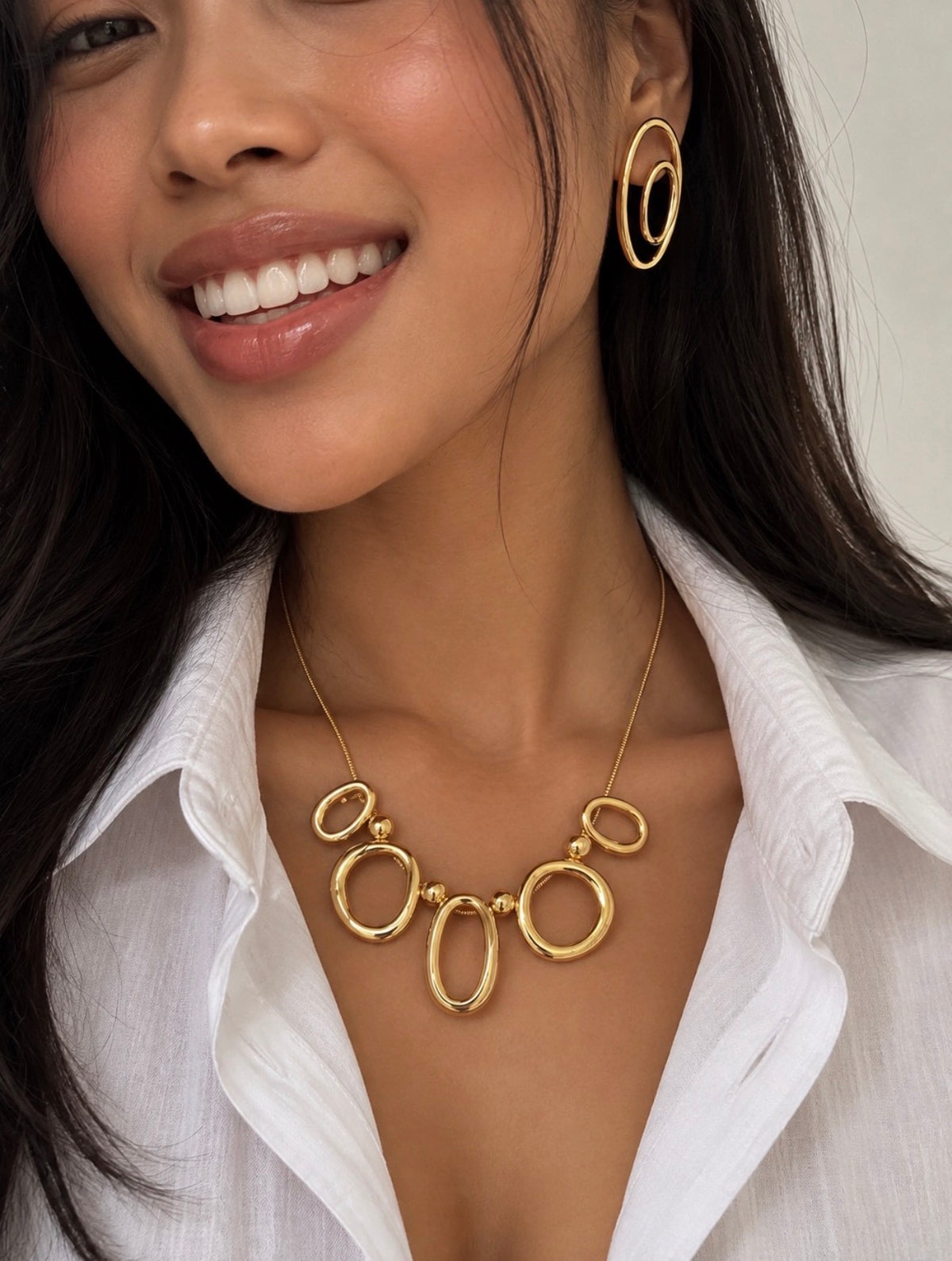 ORBIT NECKLACE