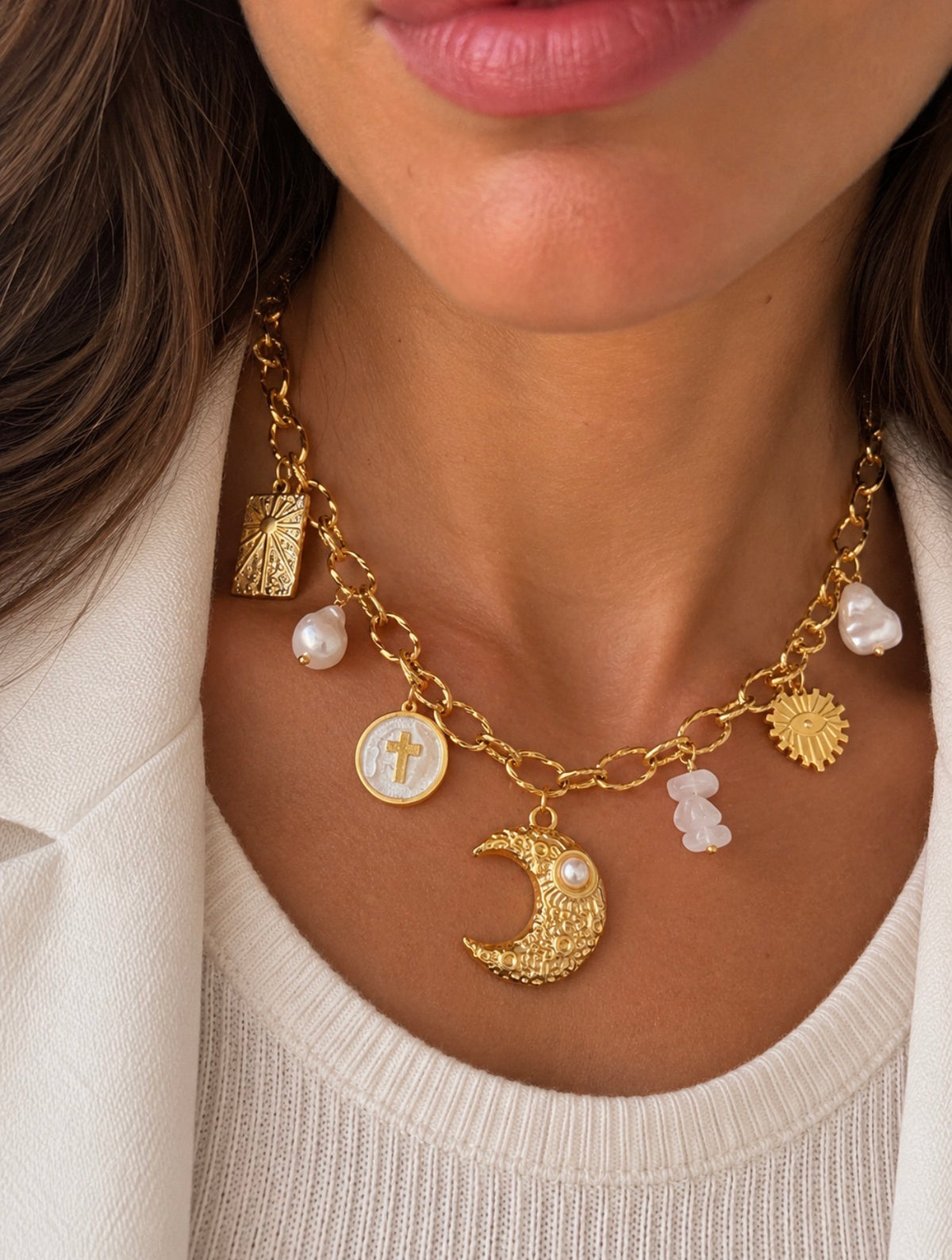 SELENE NECKLACE